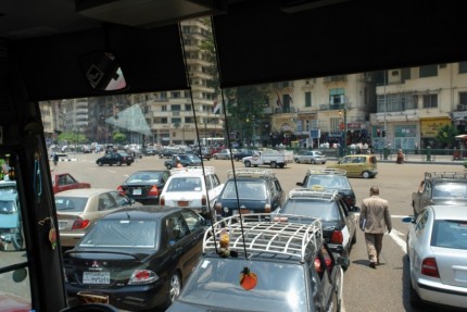 six lane intersection - no traffic lights.