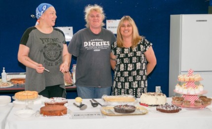 Cakes and Desserts ready to go...