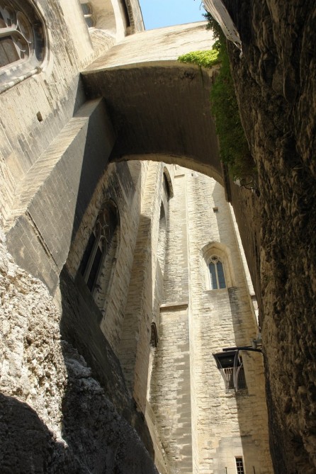 <p>Avignon</p>