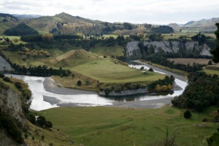 Mangaweka, New Zealand 2 - 21st April 2012 - Ray Lovell