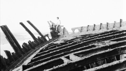 Photo supplied by Alan Harrison The Wreck of the Hydrabad, Waitarere Beach - Photo 2 supplied by Alan Harrison - Ray Lovell Photography